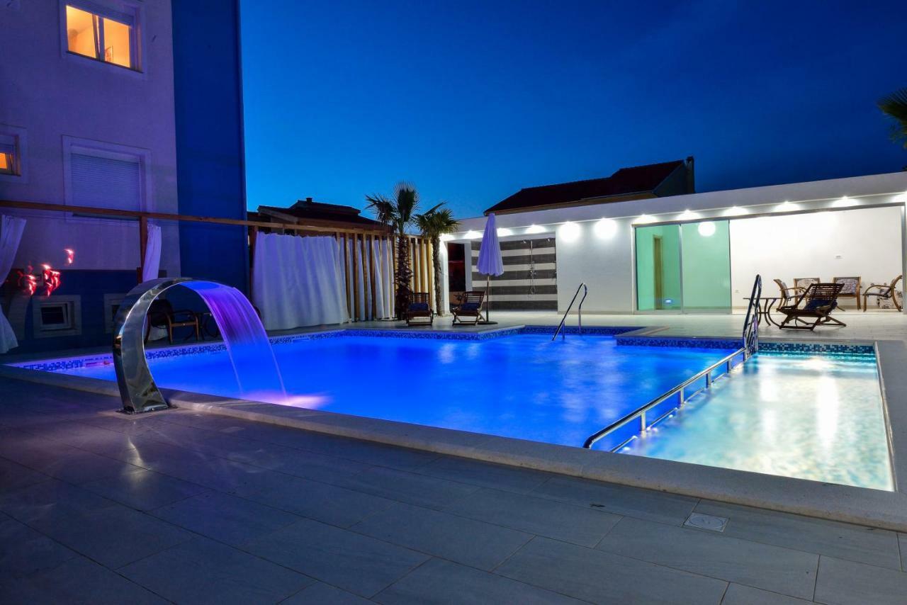Boutique Residence Cosmopolis 1 Bibinje Ngoại thất bức ảnh